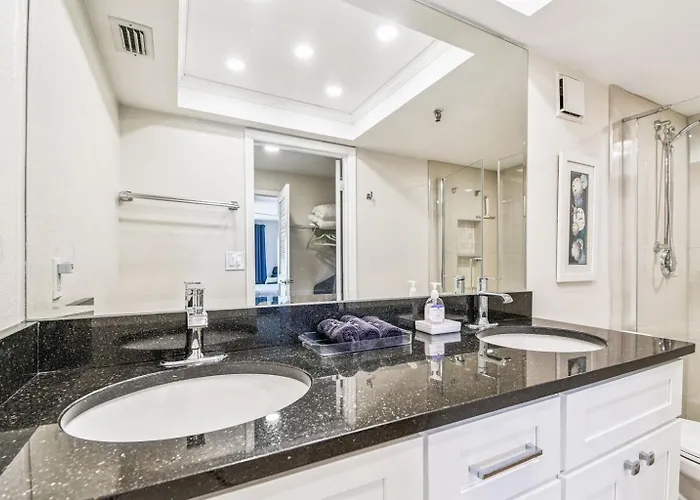Top-floor Oceanfront At Seagate! Clearwater Beach