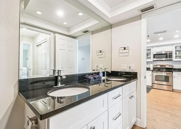 Top-floor Oceanfront At Seagate! *