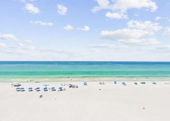 Top-floor Oceanfront At Seagate! Apartment